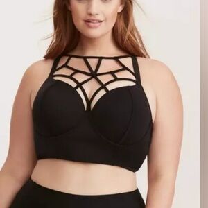Torrid swimsuit top size 6!